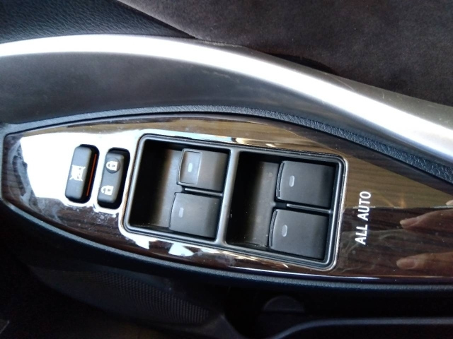 TOYOTA PREMIO 2020