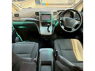 TOYOTA ALPHARD 2012