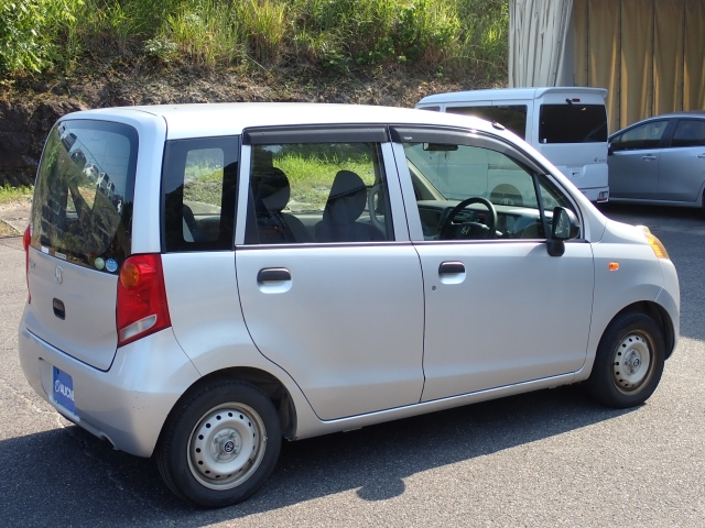 HONDA LIFE 2010