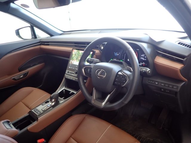 LEXUS LBX 2024
