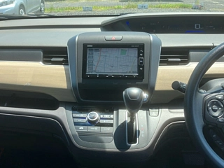 HONDA FREED 2019