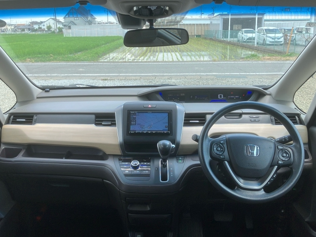 HONDA FREED 2019