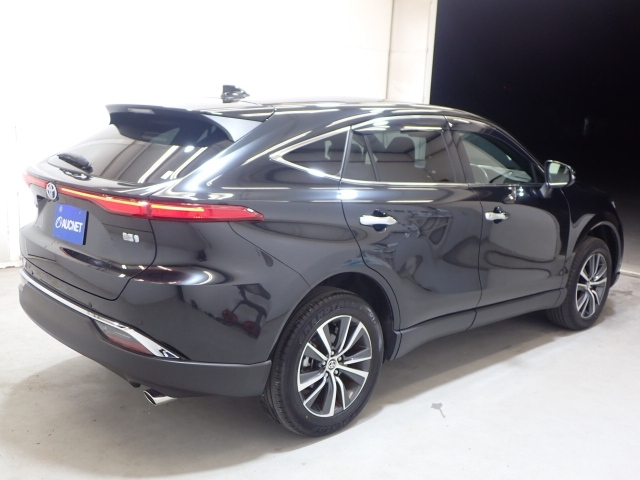 TOYOTA HARRIER 2022