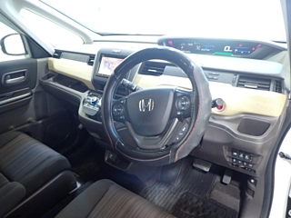 HONDA FREED 2017