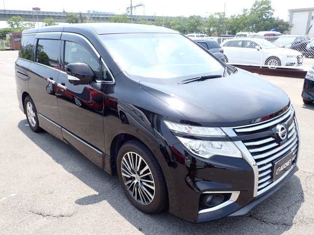 NISSAN ELGRAND 2017
