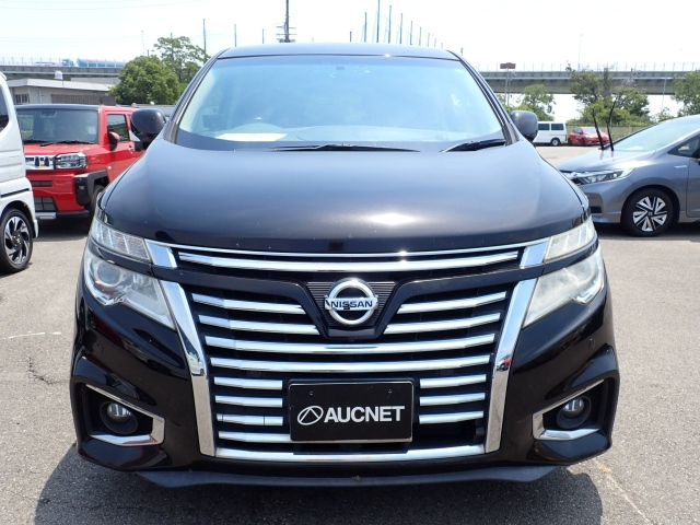 NISSAN ELGRAND 2017