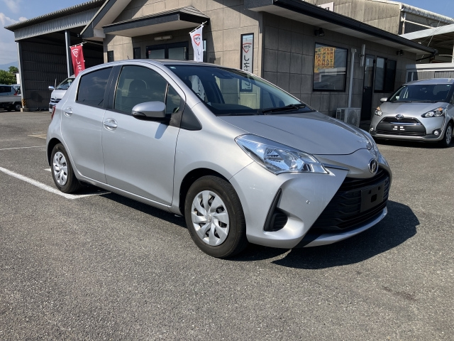 TOYOTA VITZ 2019