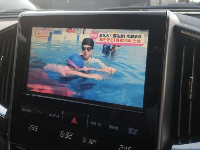 TOYOTA LAND CRUISER 2015