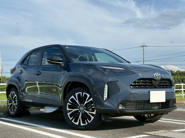 TOYOTA YARIS CROSS 2025