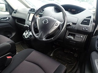 NISSAN SERENA 2013