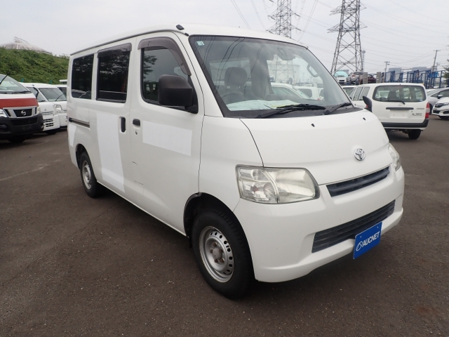 TOYOTA TOWN ACE VAN 2017