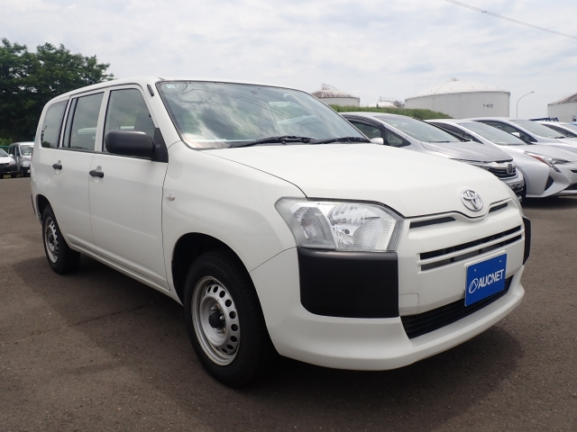 TOYOTA SUCCEED 2018