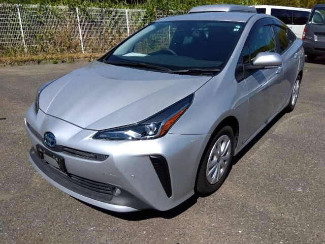 TOYOTA PRIUS 2022