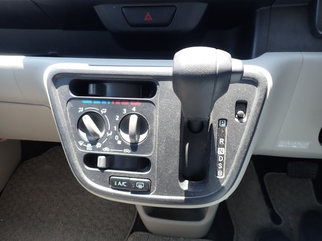 TOYOTA PASSO 2018