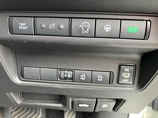 NISSAN SERENA 2023