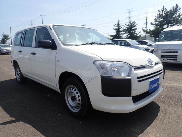 TOYOTA SUCCEED 2018