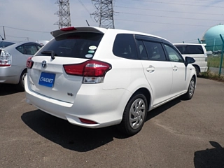 TOYOTA COROLLA FIELDER 2018