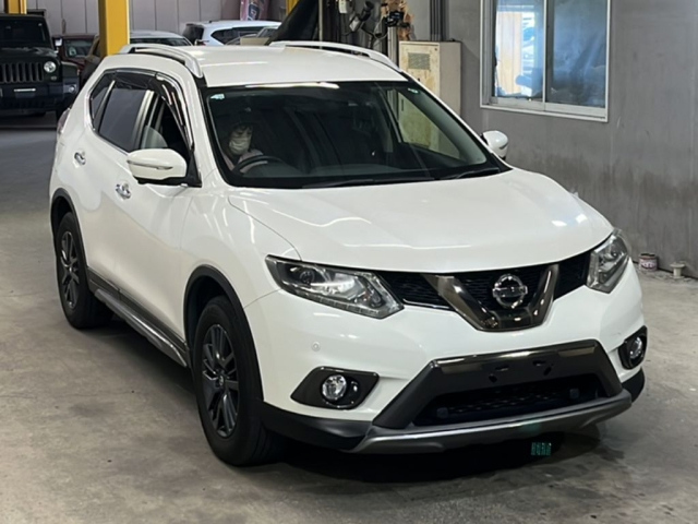 NISSAN X-TRAIL 2016