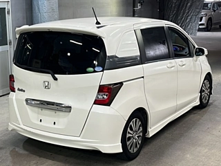 HONDA FREED 2012