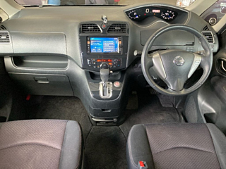 NISSAN SERENA 2012