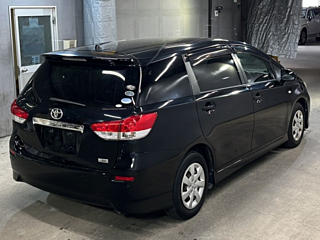 TOYOTA WISH 2010
