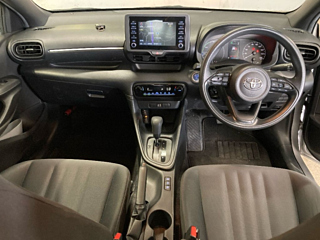TOYOTA YARIS 2021