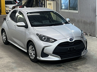 TOYOTA YARIS 2021