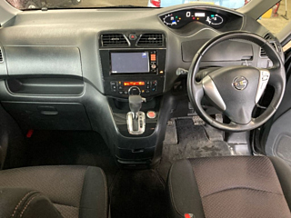 NISSAN SERENA 2012