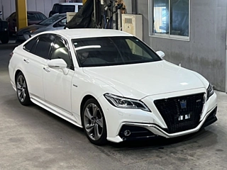 TOYOTA CROWN 2019