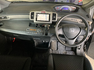 HONDA FREED 2011