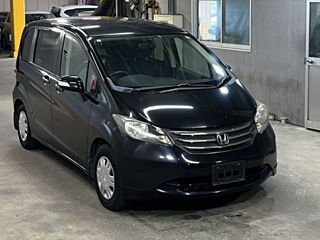 HONDA FREED 2010