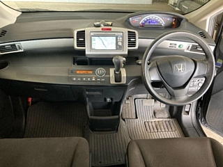 HONDA FREED 2012