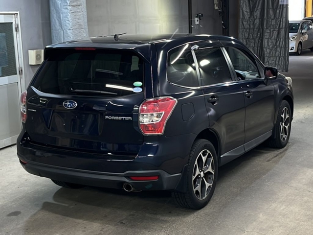 SUBARU FORESTER 2014