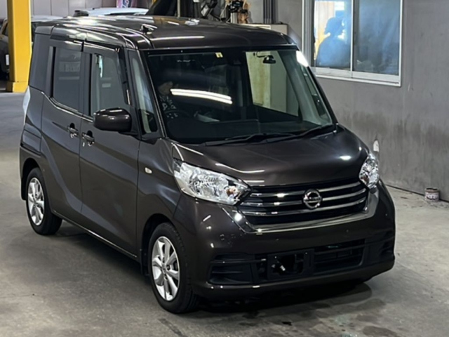 NISSAN DAYZ ROOX 2018
