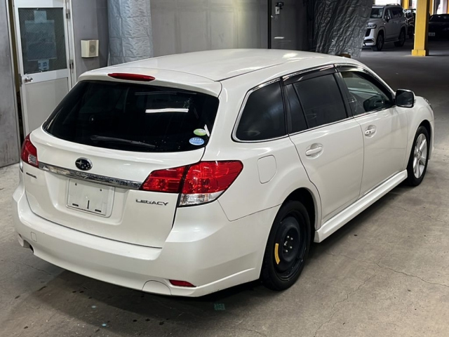 SUBARU LEGACY 2010