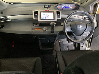 HONDA FREED 2010