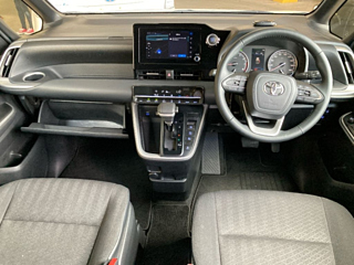 TOYOTA NOAH 2023