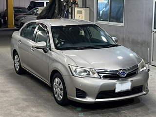 TOYOTA COROLLA AXIO 2013