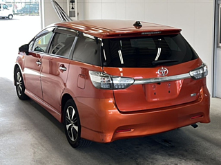 TOYOTA WISH 2012