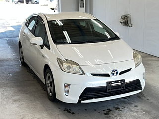 TOYOTA PRIUS 2013