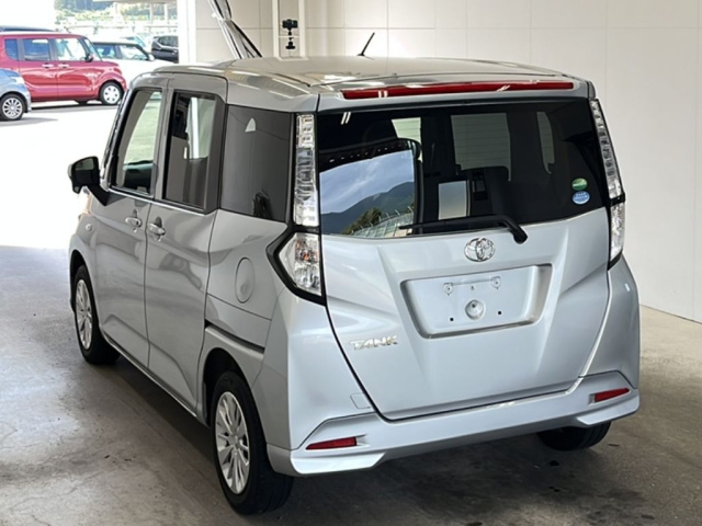 TOYOTA TANK 2019