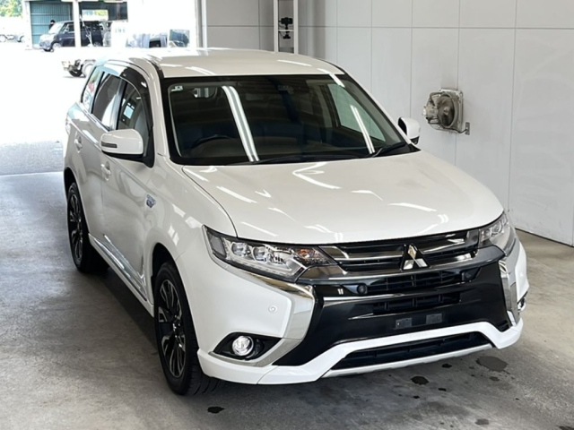 MITSUBISHI OUTLANDER PHEV 2018