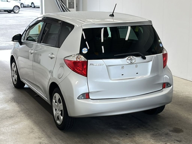TOYOTA RACTIS 2012