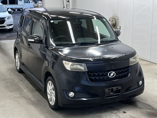 TOYOTA BB 2009