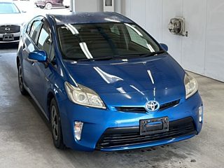 TOYOTA PRIUS 2014