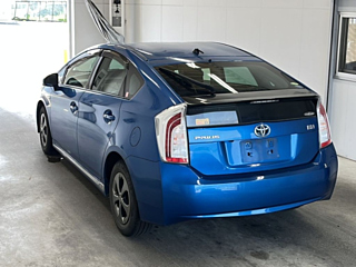 TOYOTA PRIUS 2014