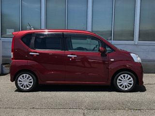 DAIHATSU MOVE 2015