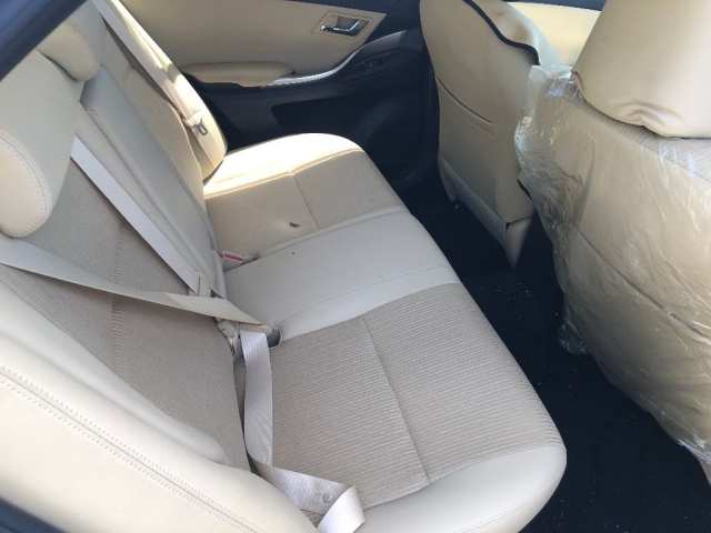 TOYOTA PREMIO 2016