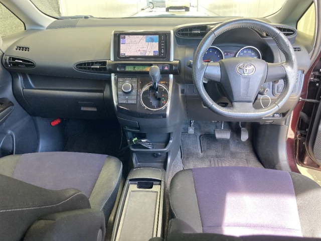TOYOTA WISH 2014