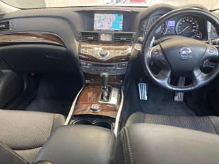 NISSAN FUGA 2011